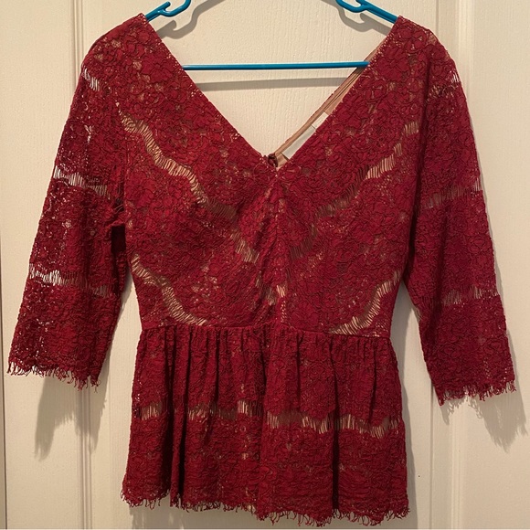 Anthropologie I Meave Burgundy Plunging V Peplum Top with Frayed Lace - Picture 5 of 7